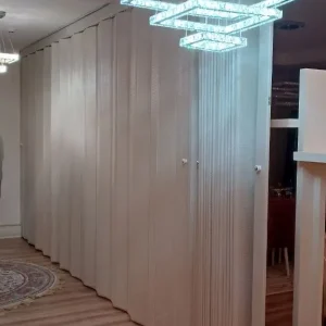 درب آکاردئونی چرمی رنگ سفید یخچالی کد L-5